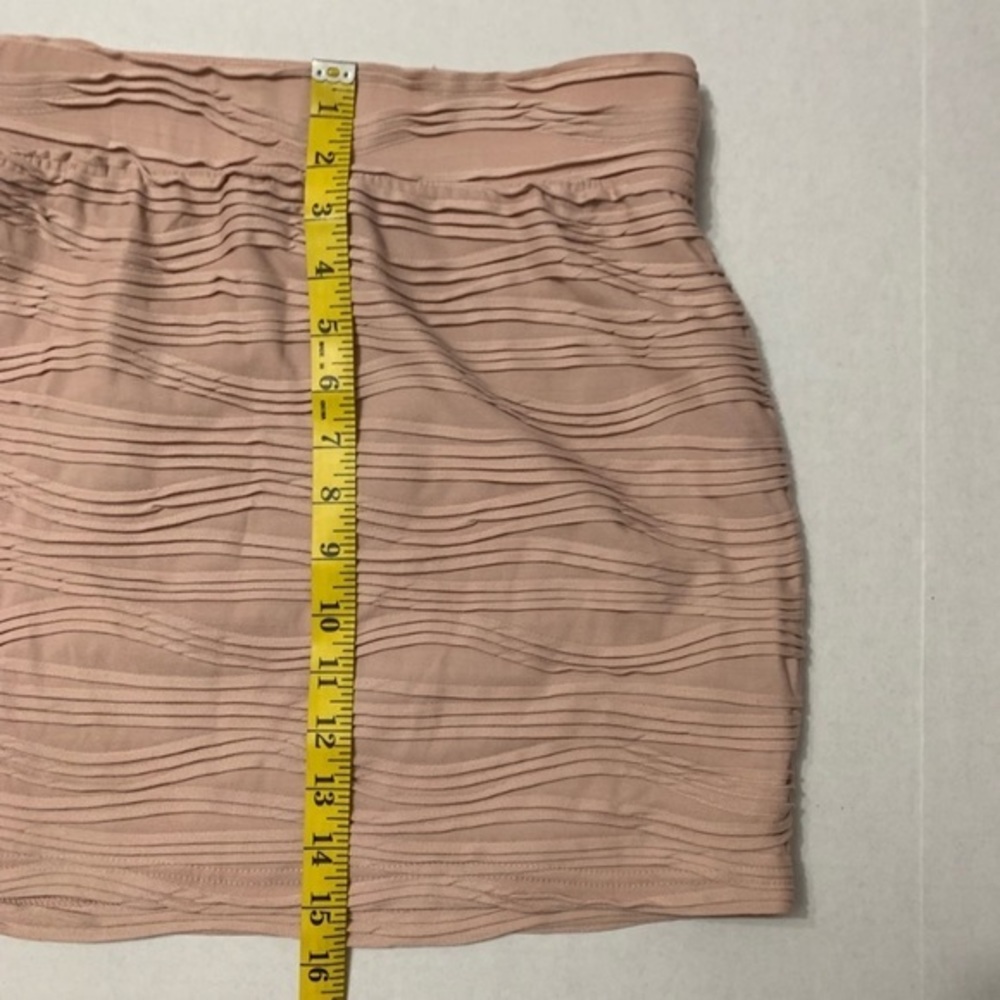 Urban Outfitters Blush Pink Textured Mini Skirt Y2K Soft Girl M - Picture 6 of 6